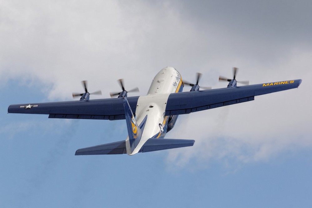 Blue Angels' C-130T "Fat Albert"