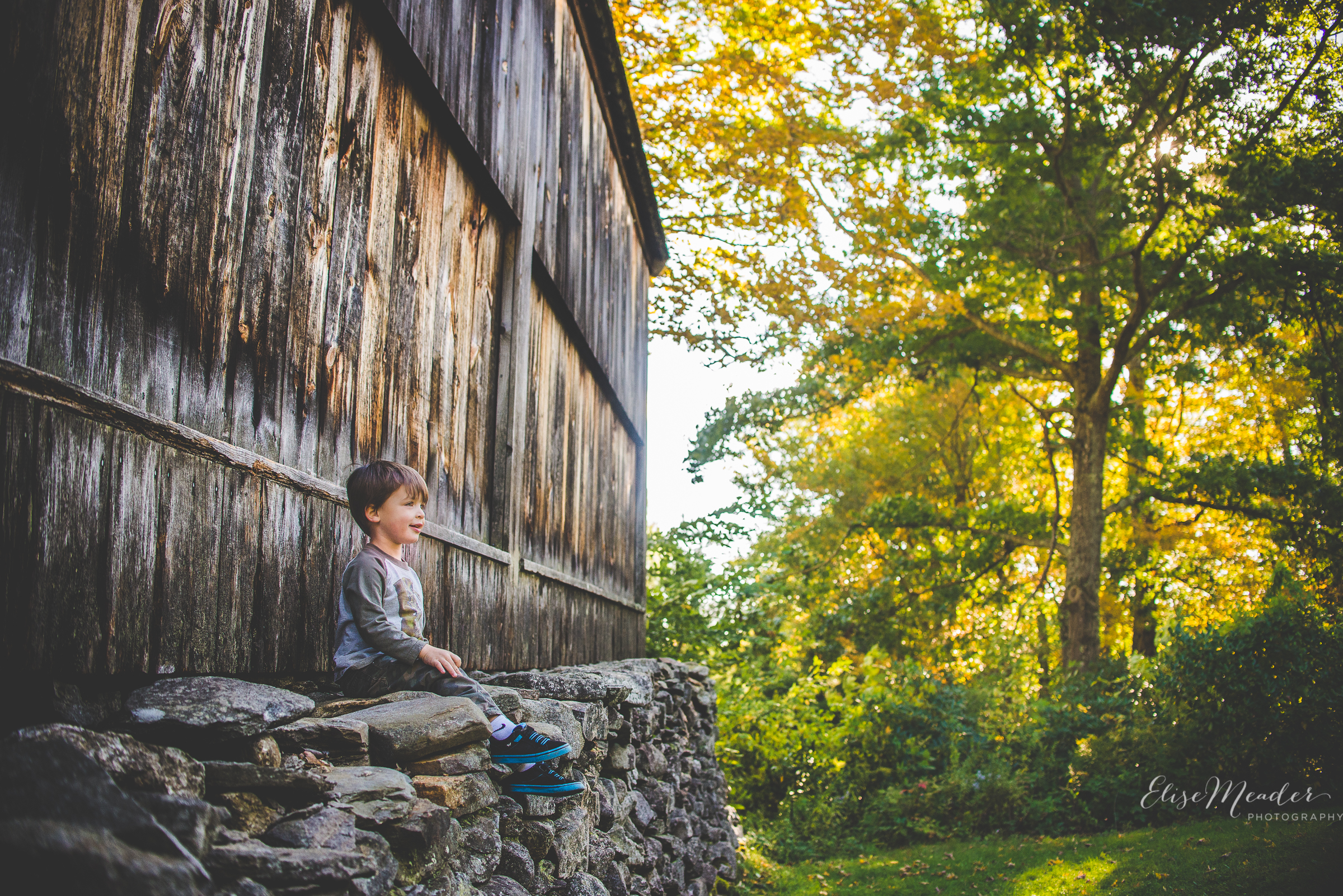 explore.