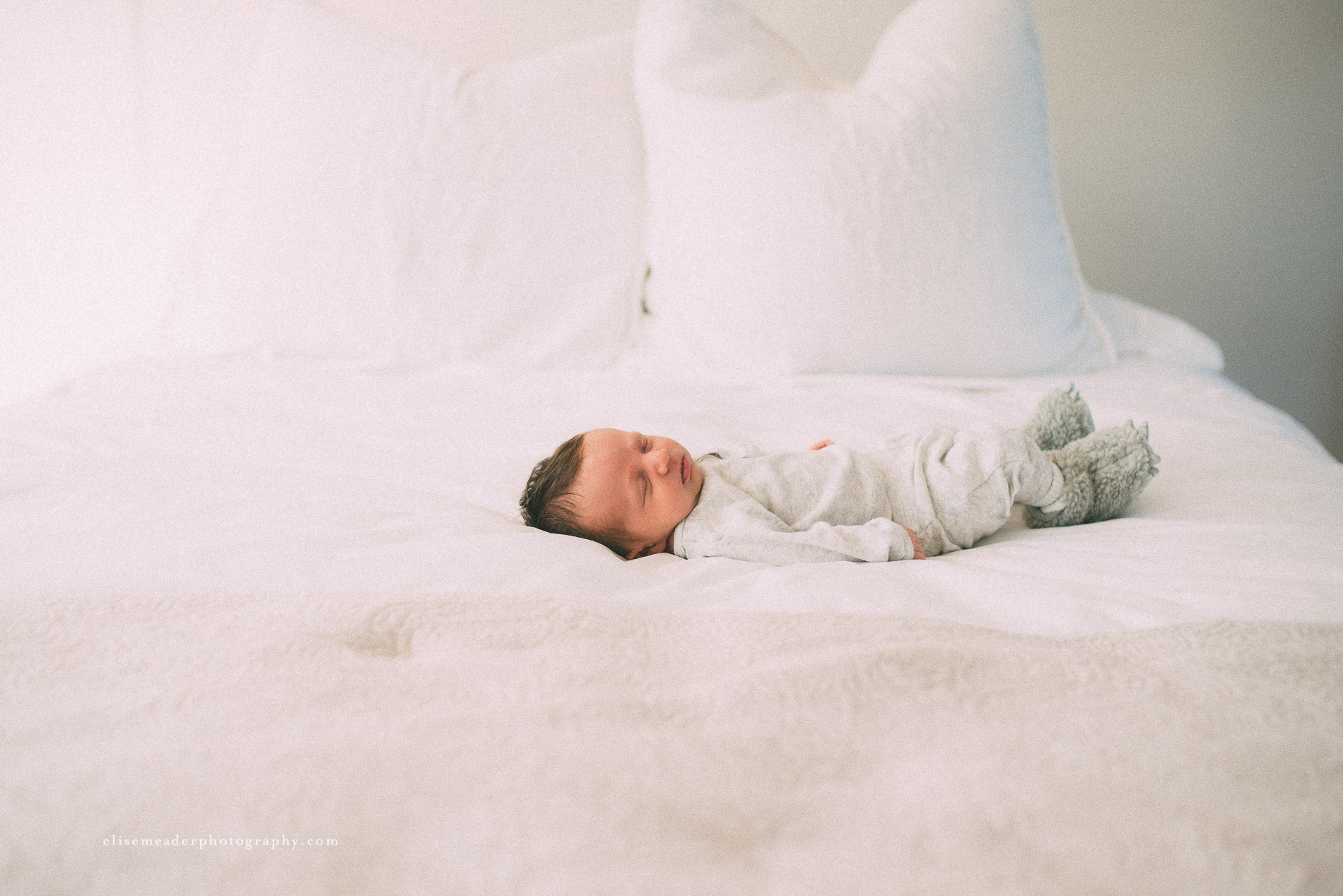 Landon Grey | Massachusetts Lifestyle Newborn Photographer