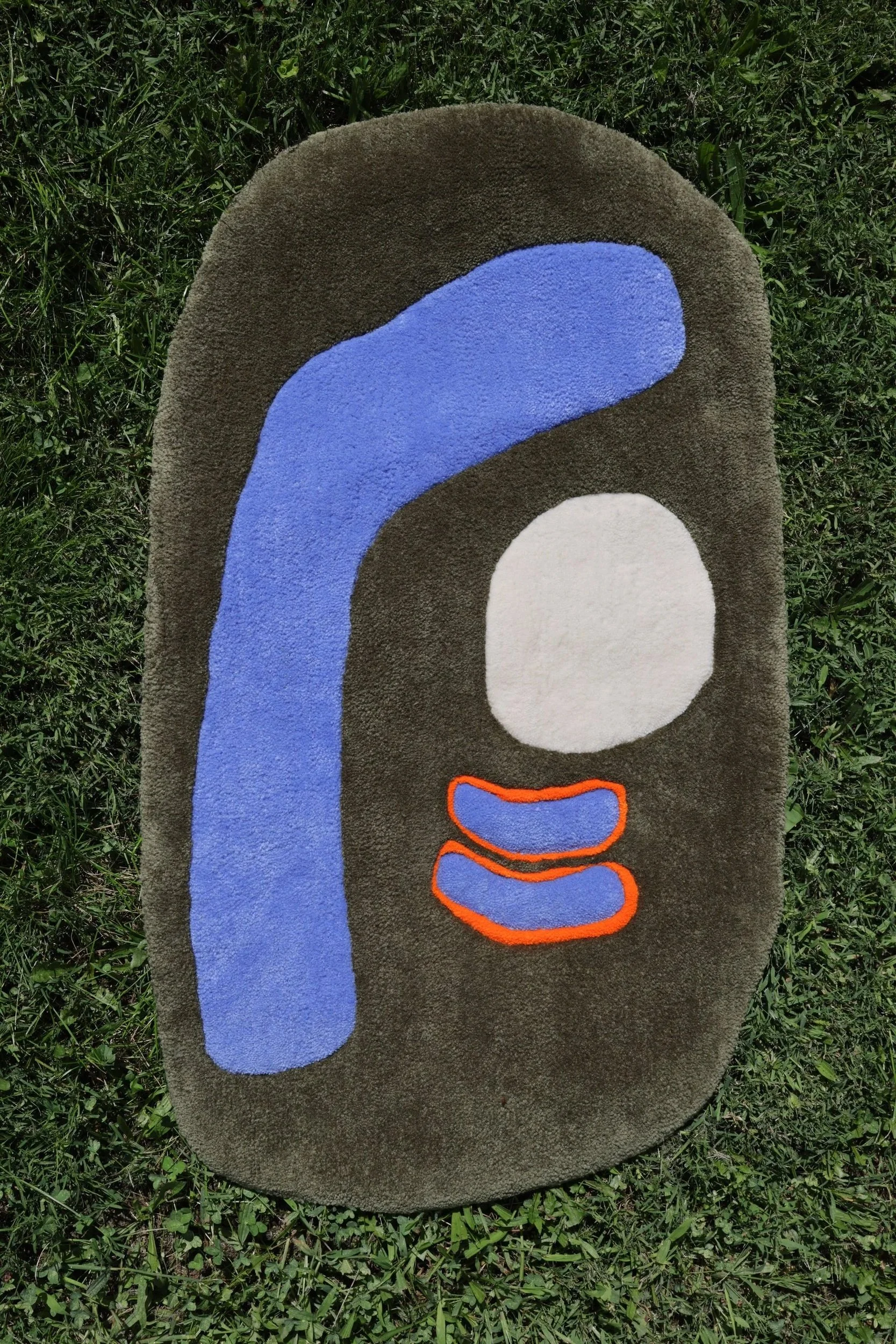 chaise under moonlight
