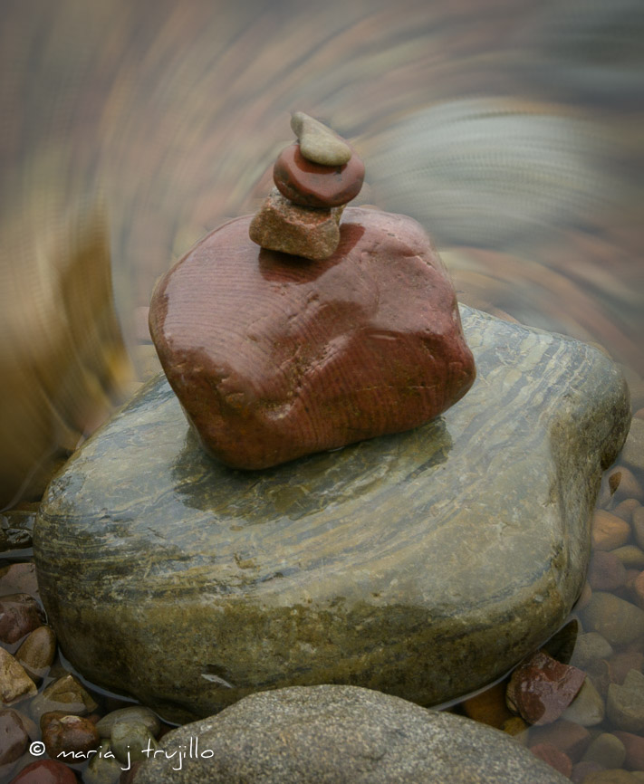 webcopy-left-zen rocks (2 of 2).jpg