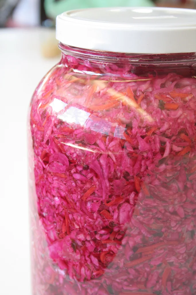 Fermenting Ruby Kraut_6926669870_l.jpg
