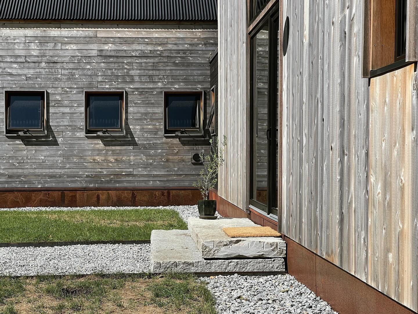 Naturally weathered cedar
Corten steel
Glass
Stone

- designed by @blockdesignbuild 
- built by @blockdesignbuild 

#moderndesign #designbuild #design #rustic #weathered #naturalelements #nordic #barnhome #lymect