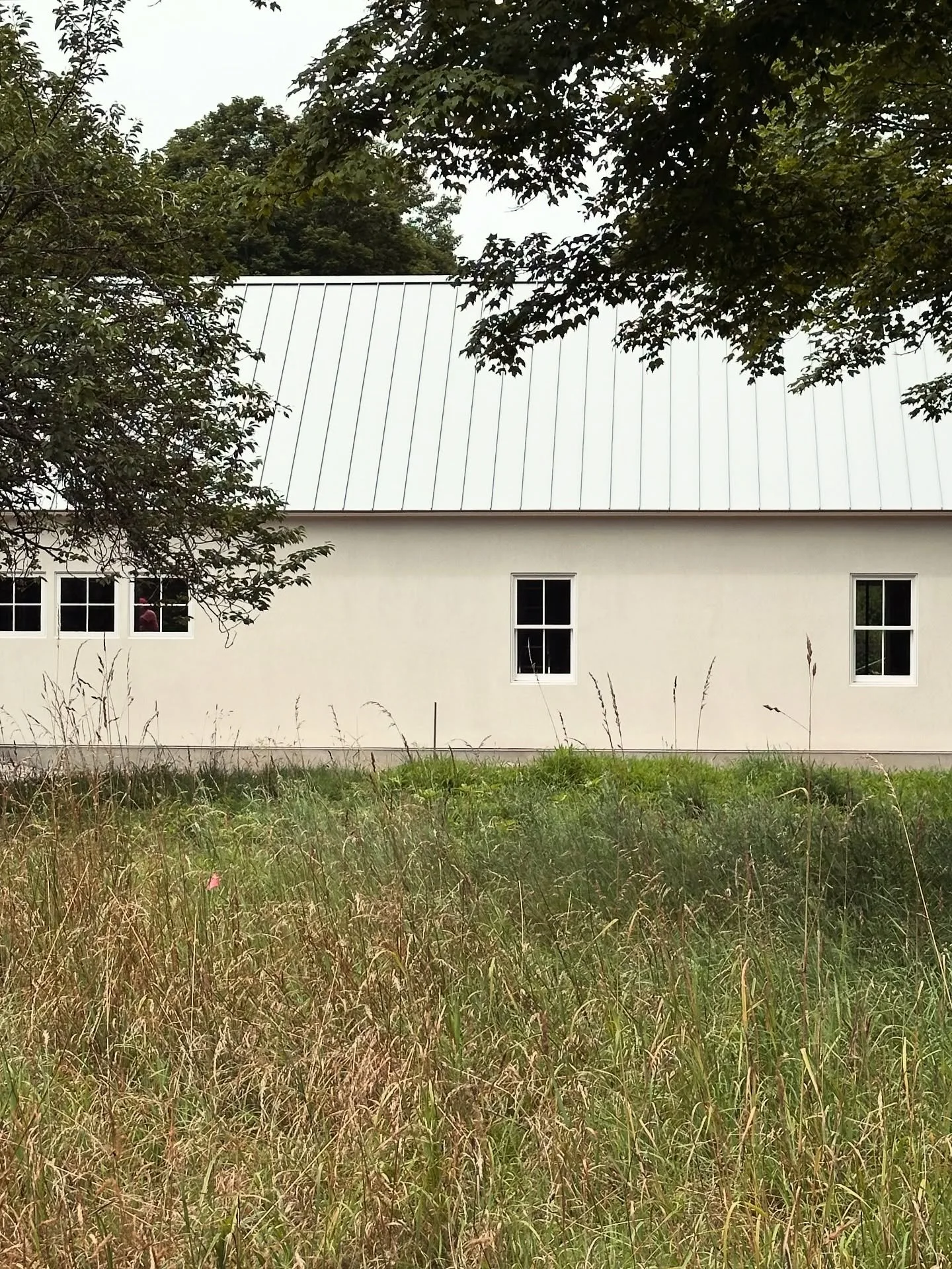 Scenes from our current works in progress. 

- designed by @blockdesignbuild 
- built by @blockdesignbuild 
- interiors by @blockdesignbuild 

#design #designbuild #newhome #cortensteel #stucco #oldlymect #lymect #guilfordct
