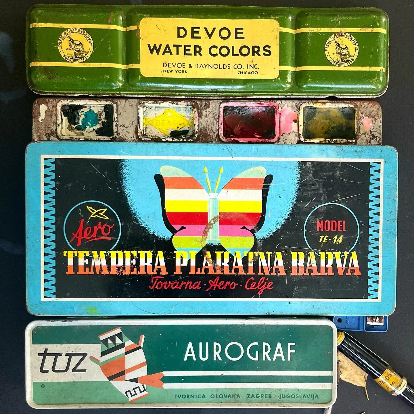 these old paints from #Belgradefleamarkets will prob. kill me but the colors! obsolete &amp; delicious.