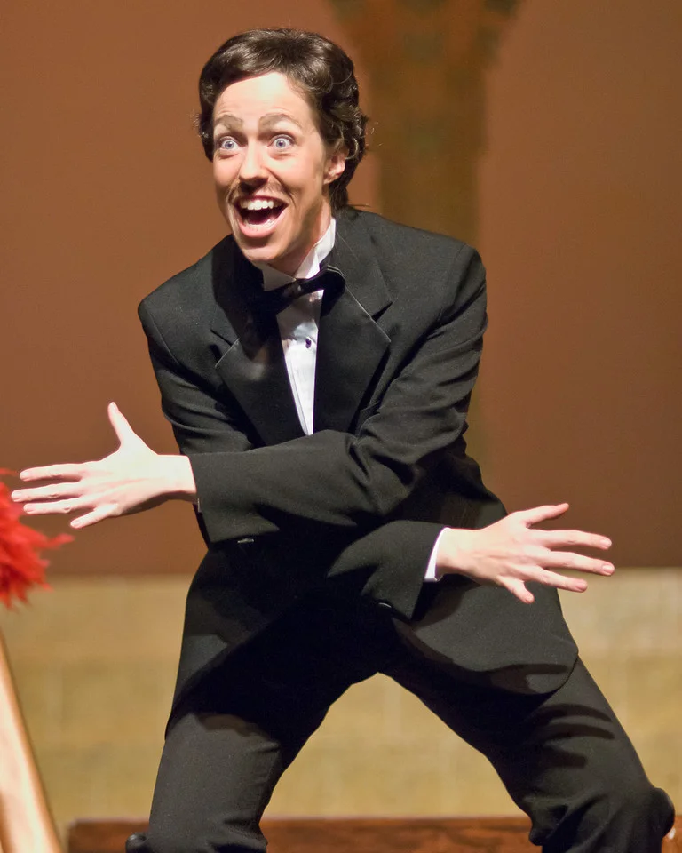 Orestes in La Belle Helene