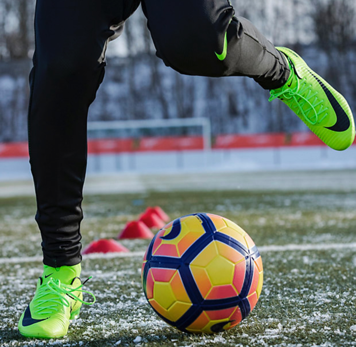 Мяч Nike Artificial grass. Футзал 360