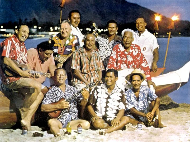 005-hawaii-duke-at-waikiki.jpg