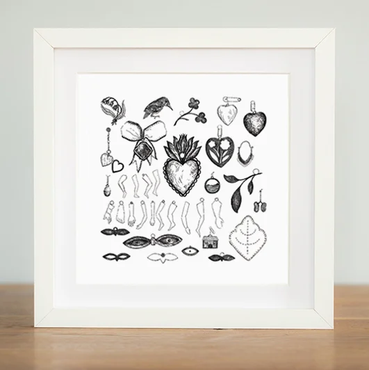 Charm Print Black