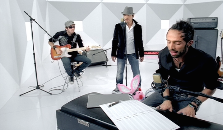 Energizer | Sigue y Sigue Camila