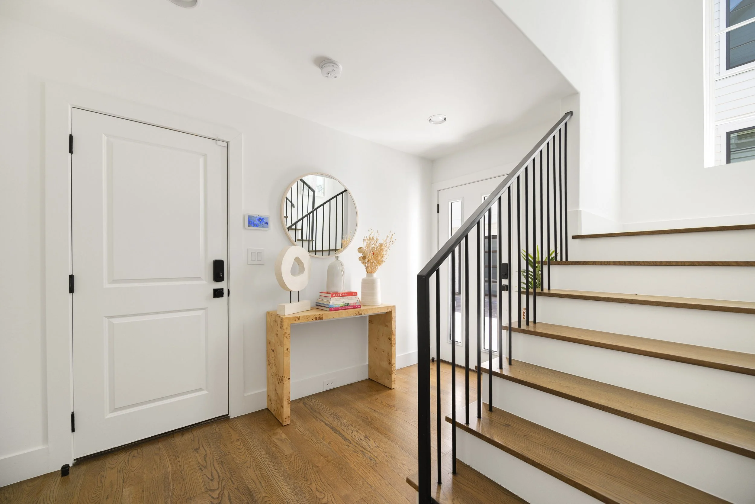 4113 Holland Avenue #102-07.30.2025-GRNWRKS Media-2.jpg