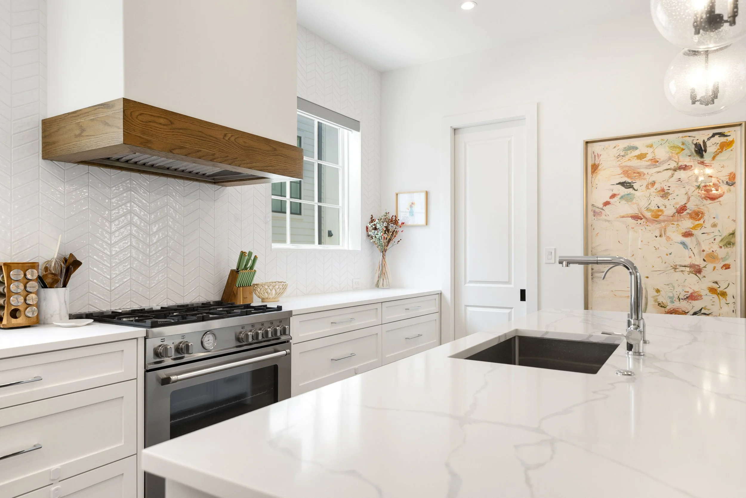 4113 Holland Avenue #102-07.30.2025-GRNWRKS Media-9.jpg