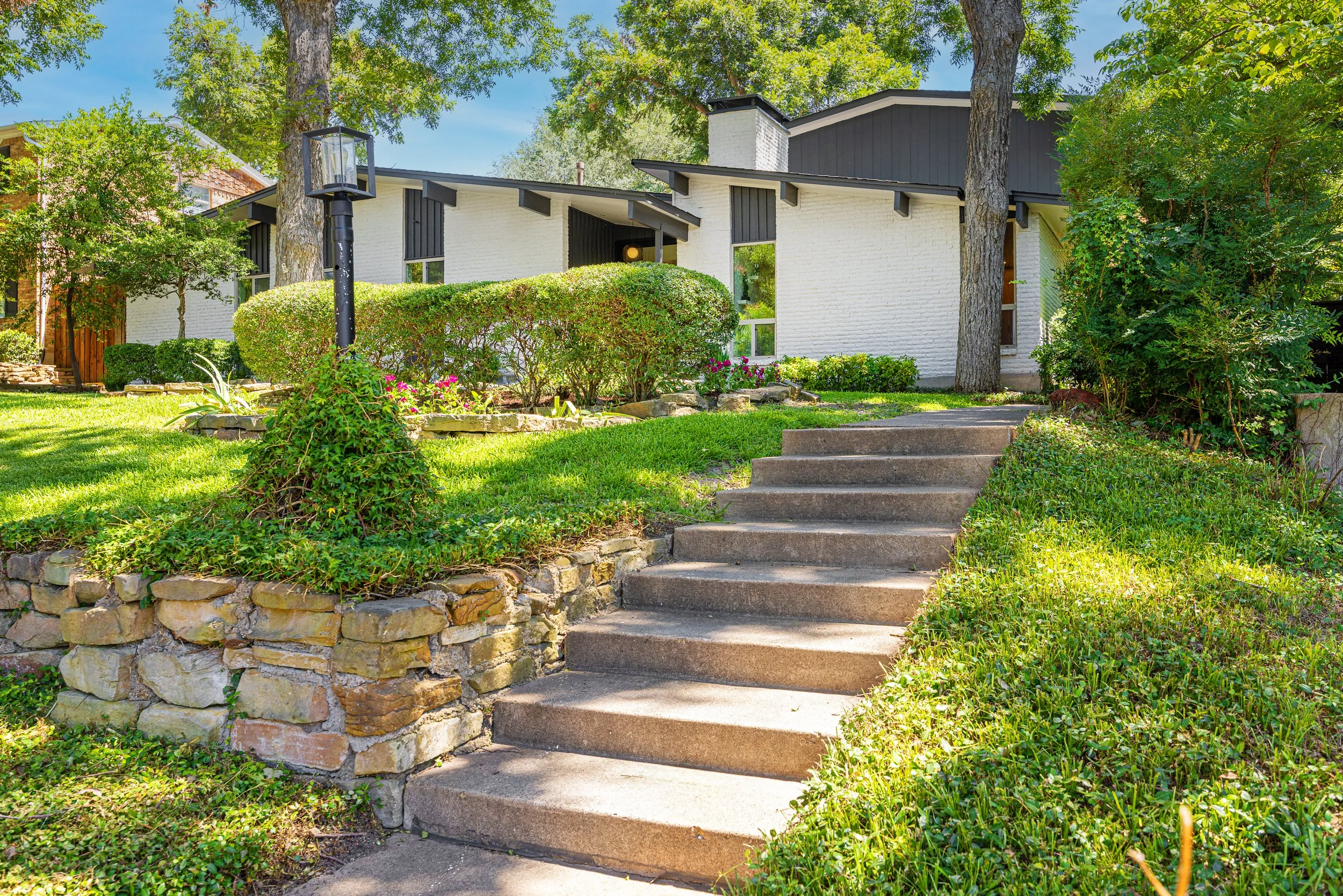 9740 Edgepine Drive-07.22.2025-GRNWRKS Media-7.jpg