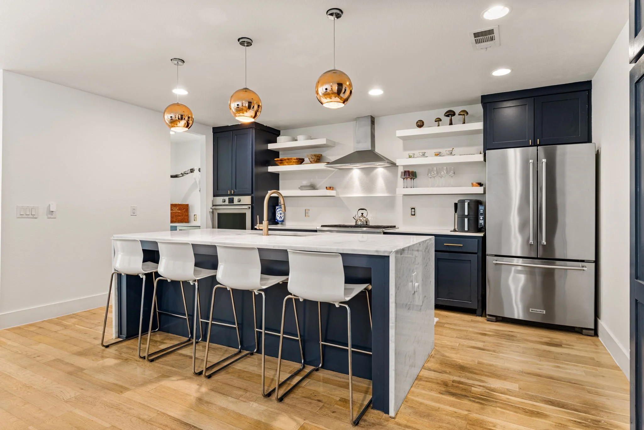 14-web-or-mls-6145 Marquita -14.jpg