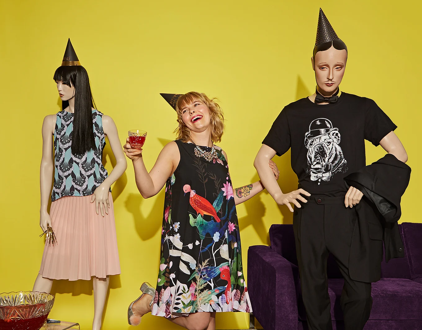 DAY_01_SHOT_08_NYE_MANNEQUIN_PARTY_APPAREL_v1.jpg