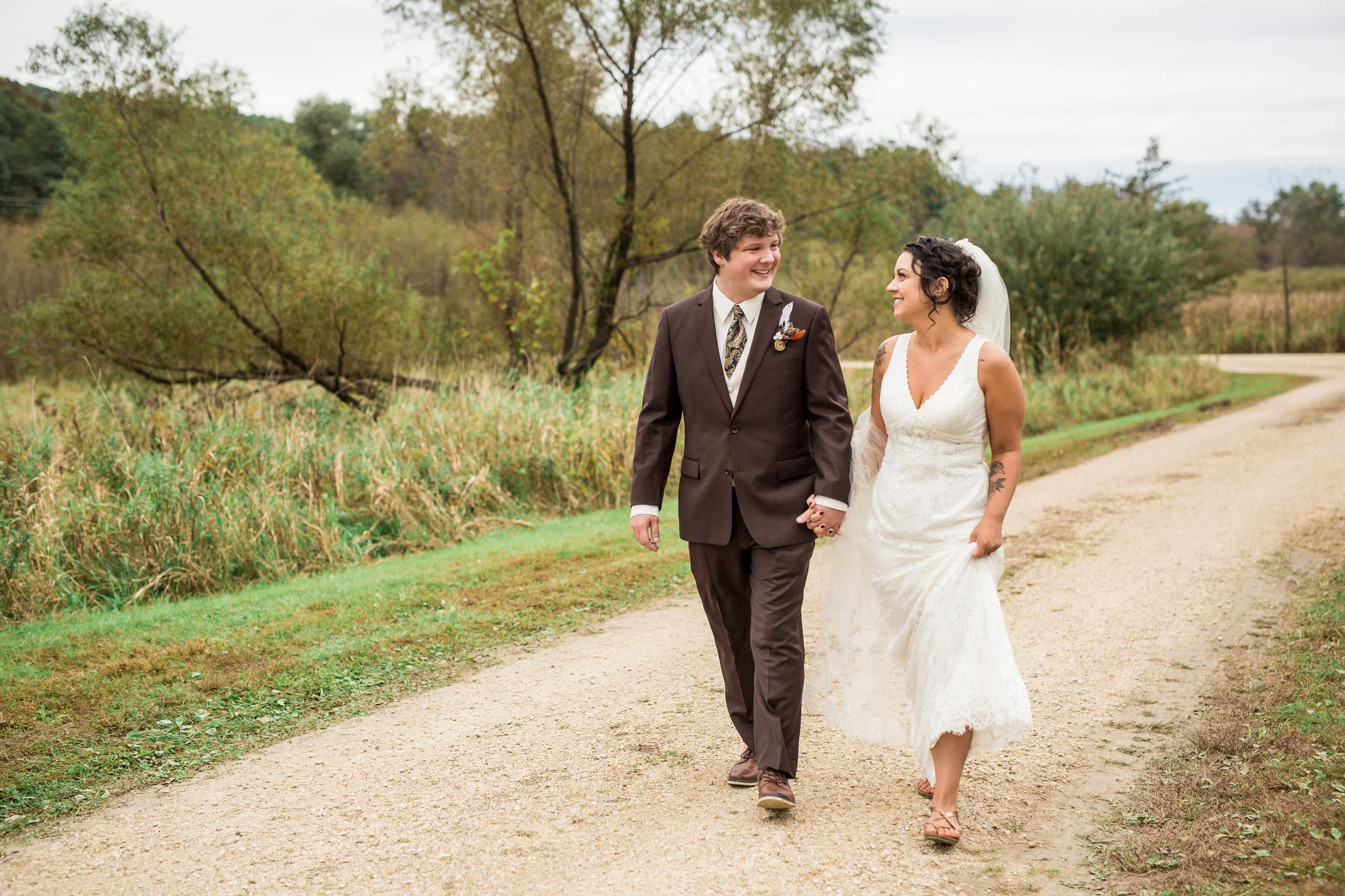 StaciDesign-MN-Winona-boho-wedding-12.jpg