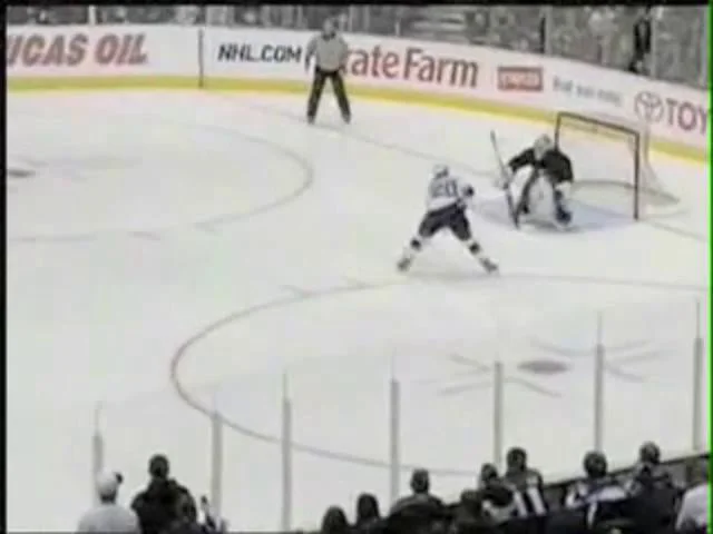 Penalty Shot Vs Luc Robitaille