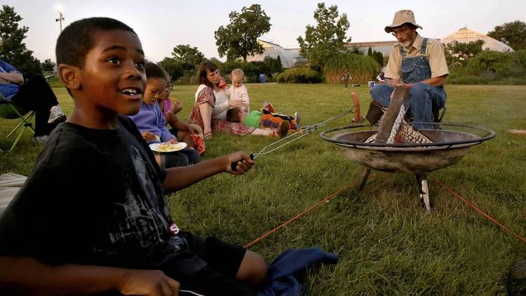 Chicago gets creative, Gets Camping in the City!