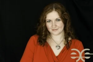 alyssa_headshots_esp-91-edit.jpg
