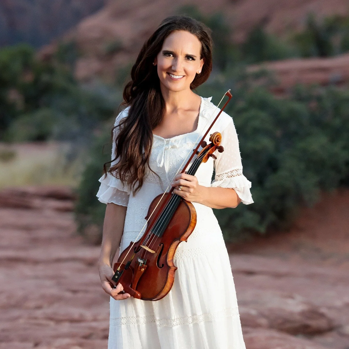 ✨🎻 10,000 friends on Instagram! 🎻✨

I am so grateful for each of you who follow and support my music. My deepest desire in sharing my shows and my life is to use my talents to help bring souls closer to Jesus Christ. 💛

Thank you for being part of