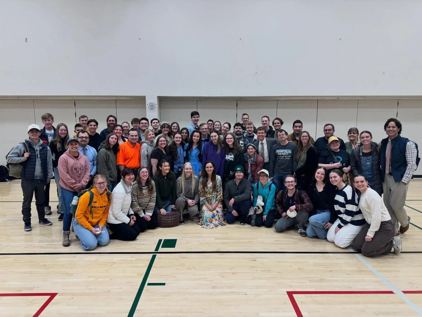 I am so grateful I was able to speak and perform today at the @utahvalleyinstitute. My heart was so full as I testified of Jesus Christ and how we can be blessed with miracles when we turn to Him! Thanks to @abbyyy.andersen for performing with me! An