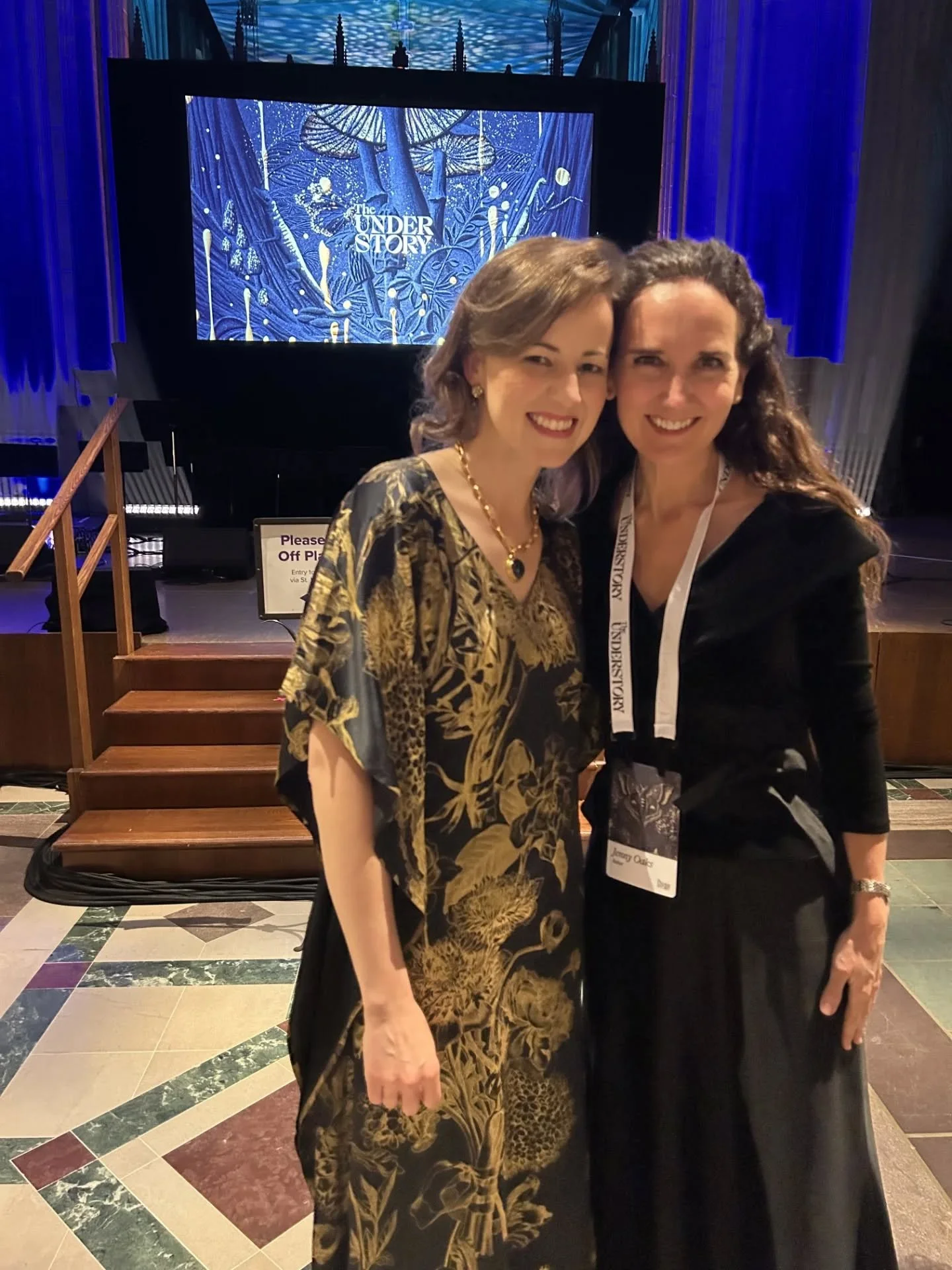 Every time I travel, I am reminded of how blessed we are and how music can serve as a bridge to bring us closer together and closer to God. It has been such a joy to connect with so many wonderful people and fellow artists here in Washington, D.C.

​
