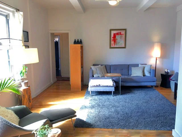 livingroom.jpg
