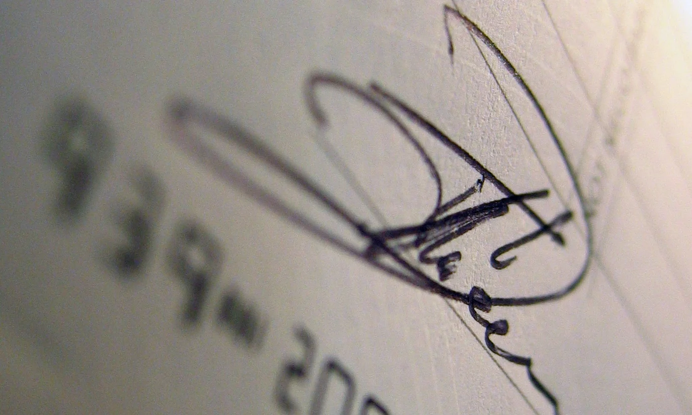 fluent and complex signature formation