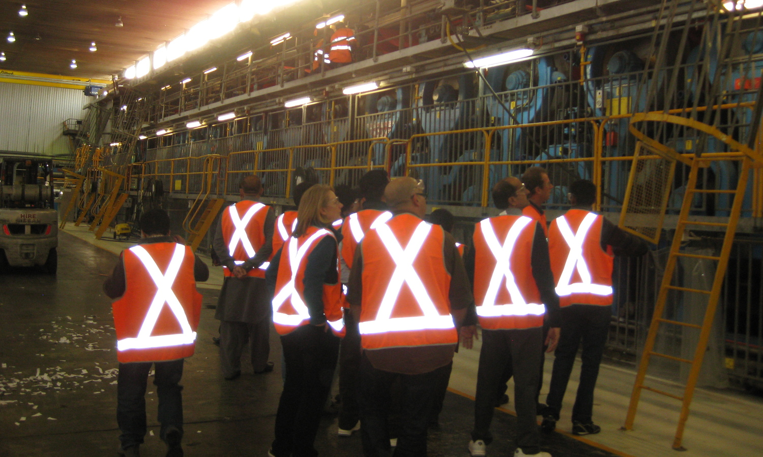 paper manufacturing plant&nbsp;- course participants at shoalhaven paper mill australia