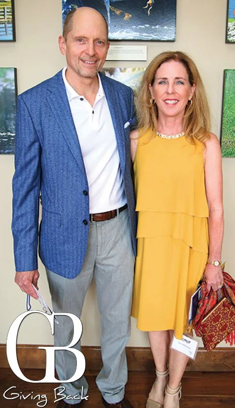 Steve_and_Terri_Dickson-19527-1000-800-80-wm-left_bottom-100-GivingBackWatermark2017png.jpg
