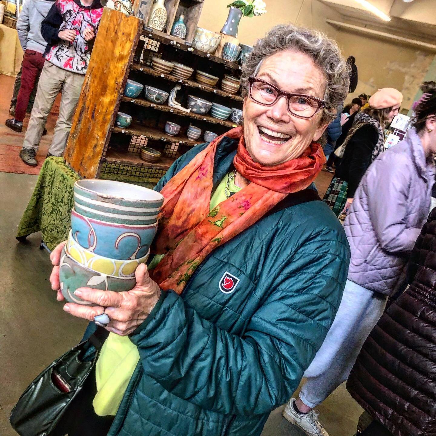 Wow, what an amazing day! I hit the ground running this morning at 6am and it&rsquo;s been non stop for hours and totally forgot to take any pix for most of the show. I loved watching my old friend Hilary have fun picking out her perfect bowl stack, 