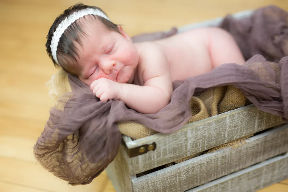 Megan + Robert + Elizabeth [Newborn]