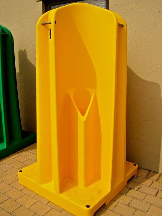 Kros Urinals