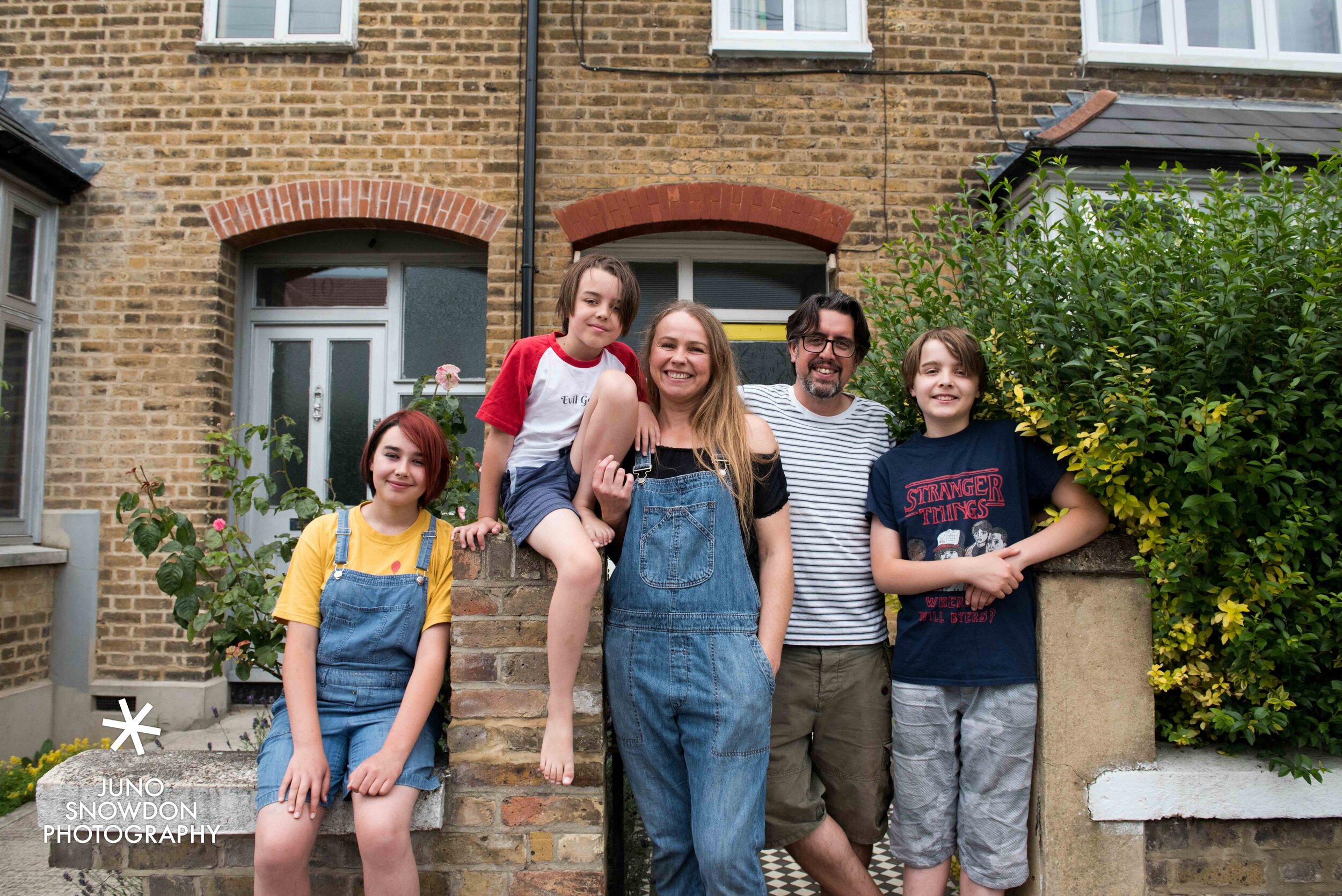 juno-snowdon-photography-doorstep-portraits-south-east-london-5709.jpeg