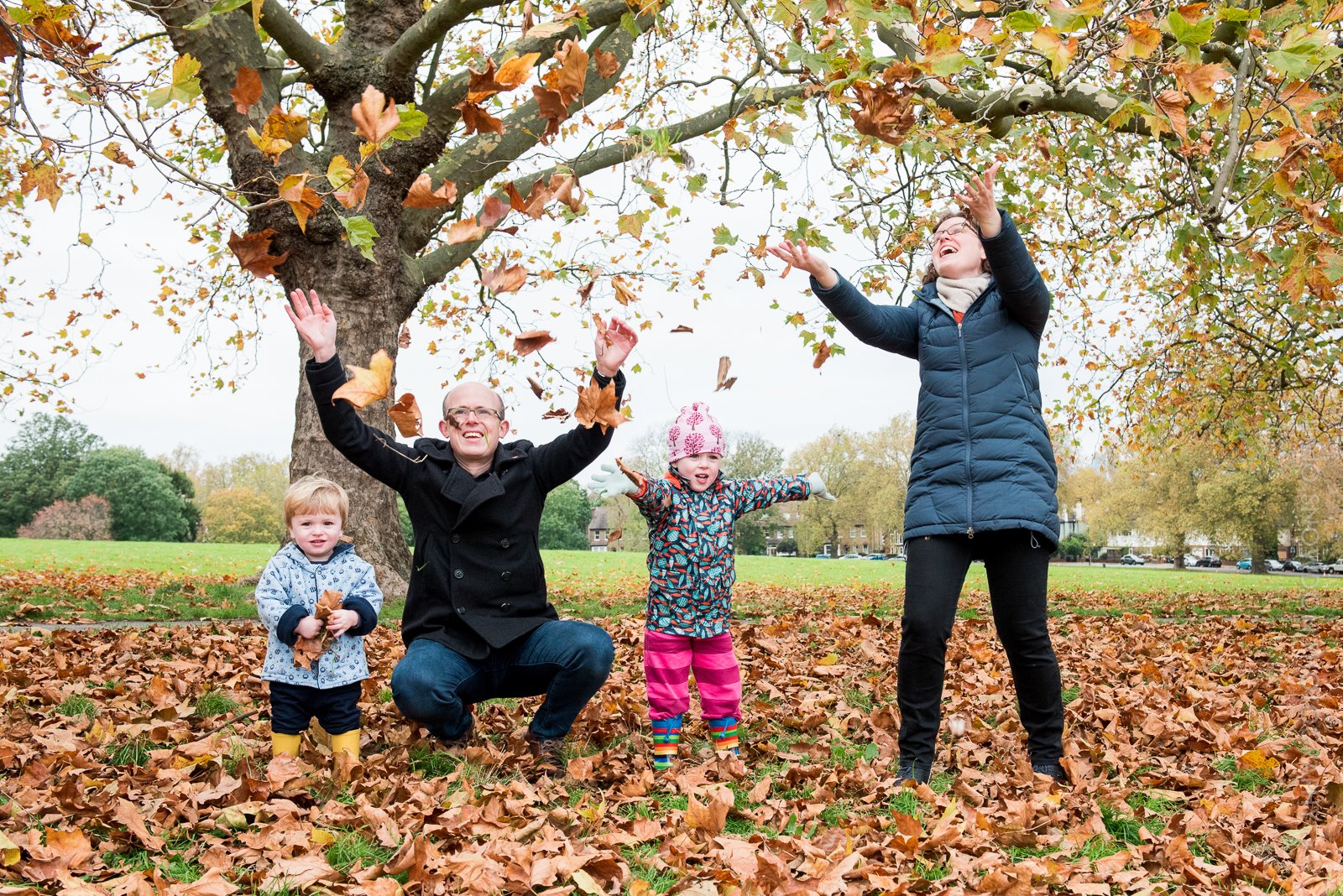 juno-snowdon-photography-family-portraits-park-south-east-london-3984.jpg