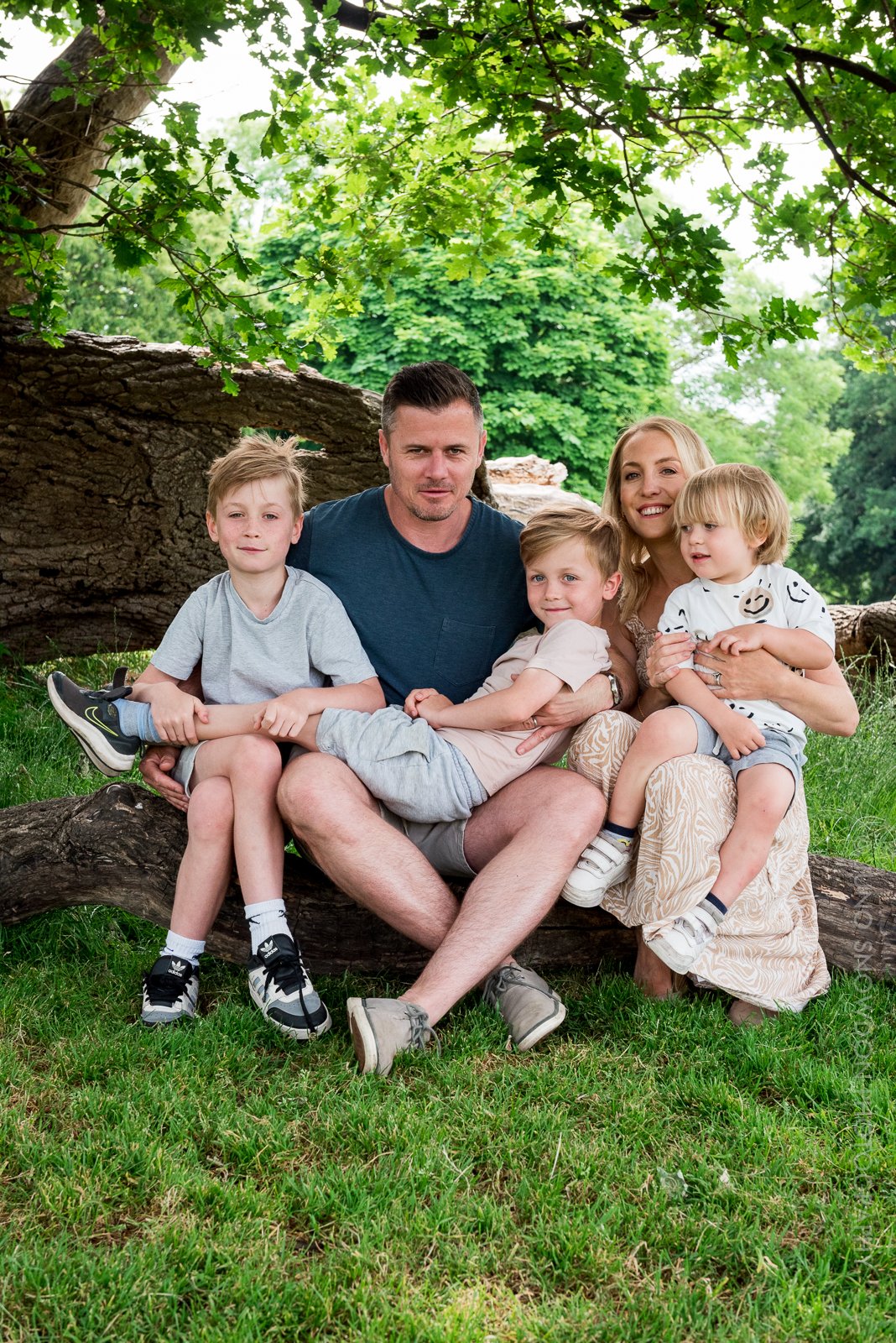 juno-snowdon-photography-family-portraits-park-south-east-london-6295.jpg