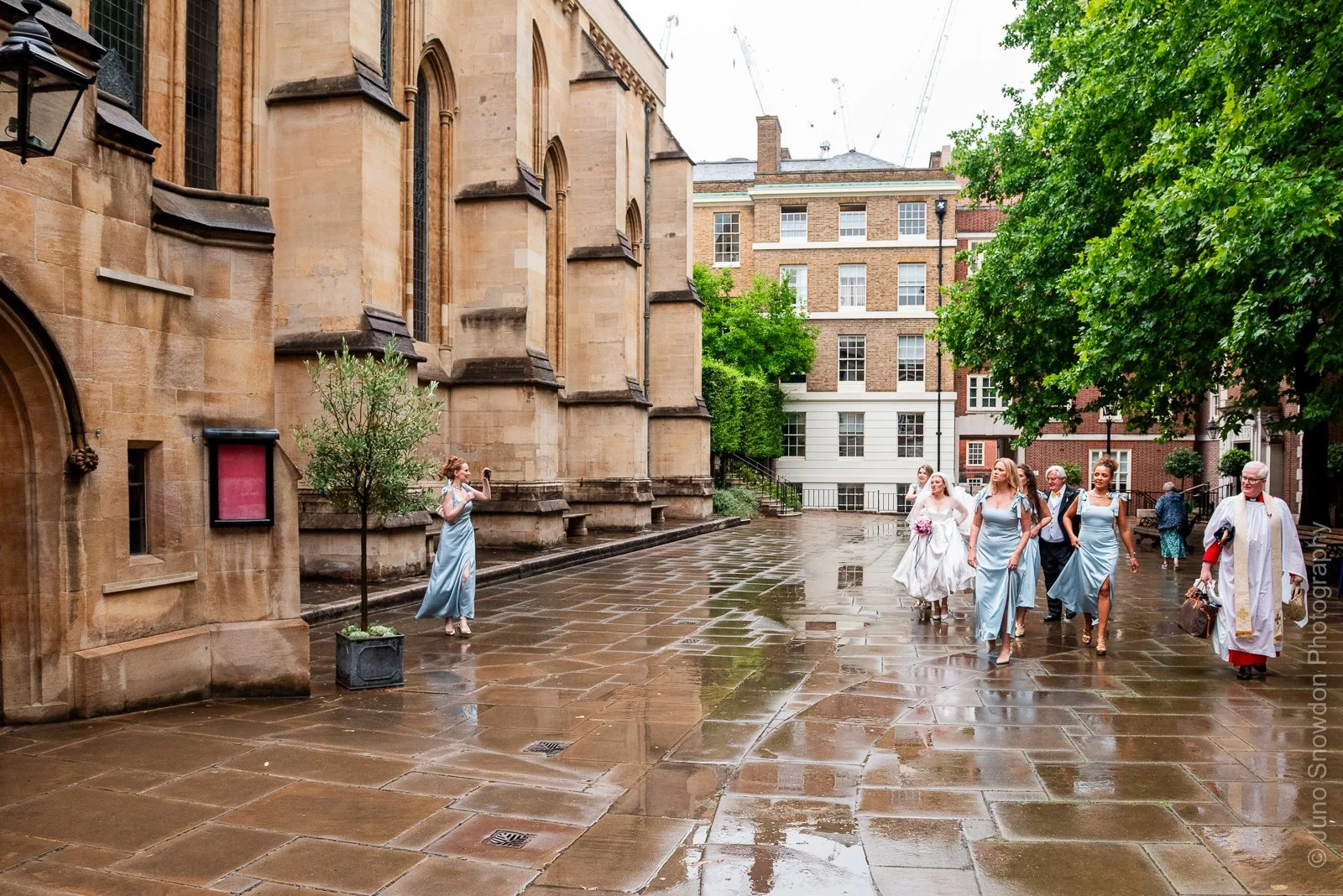 juno-snowdon-photography-wedding-photographer-middle-temple-church-london-5736.jpg