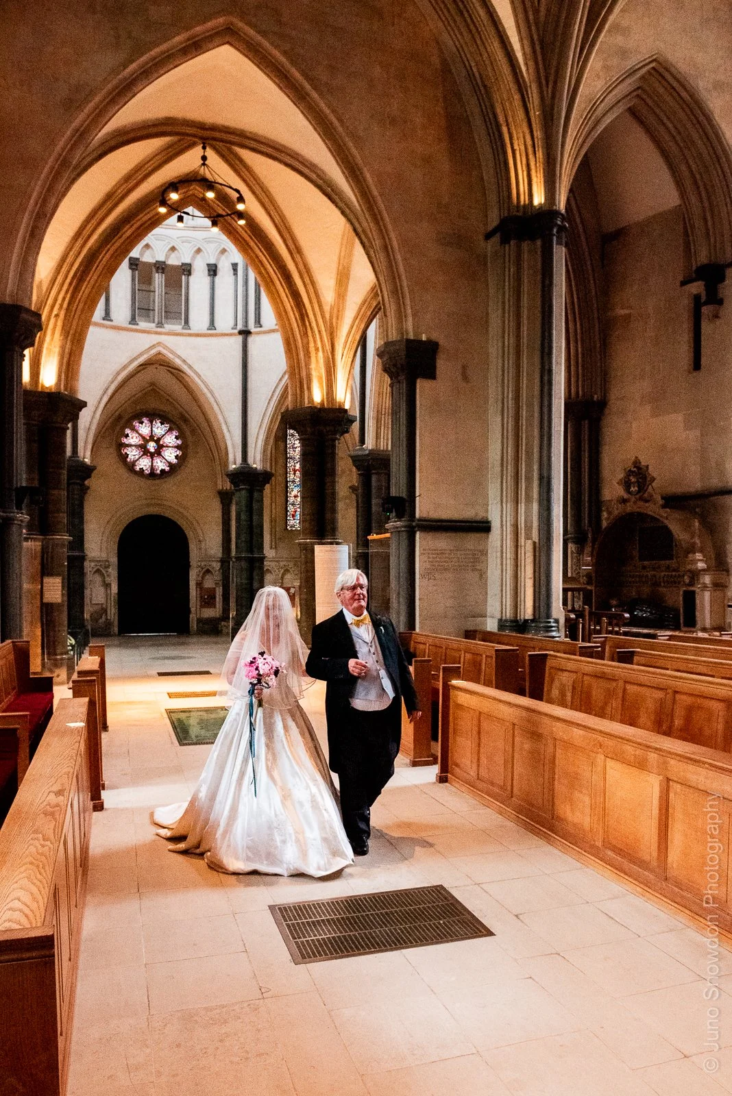 juno-snowdon-photography-wedding-photographer-middle-temple-church-london-5787.jpg