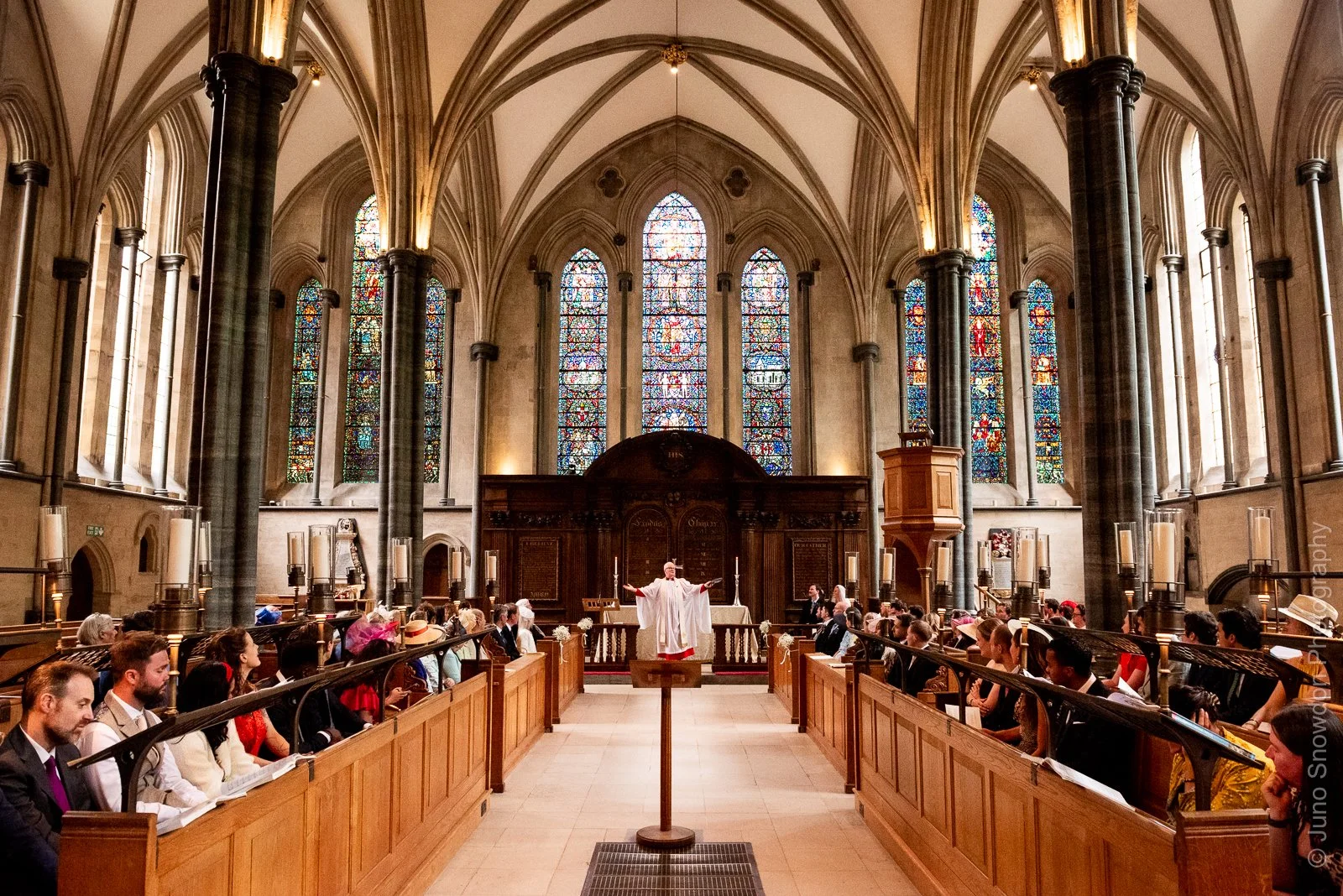 juno-snowdon-photography-wedding-photographer-middle-temple-church-london-5960.jpg