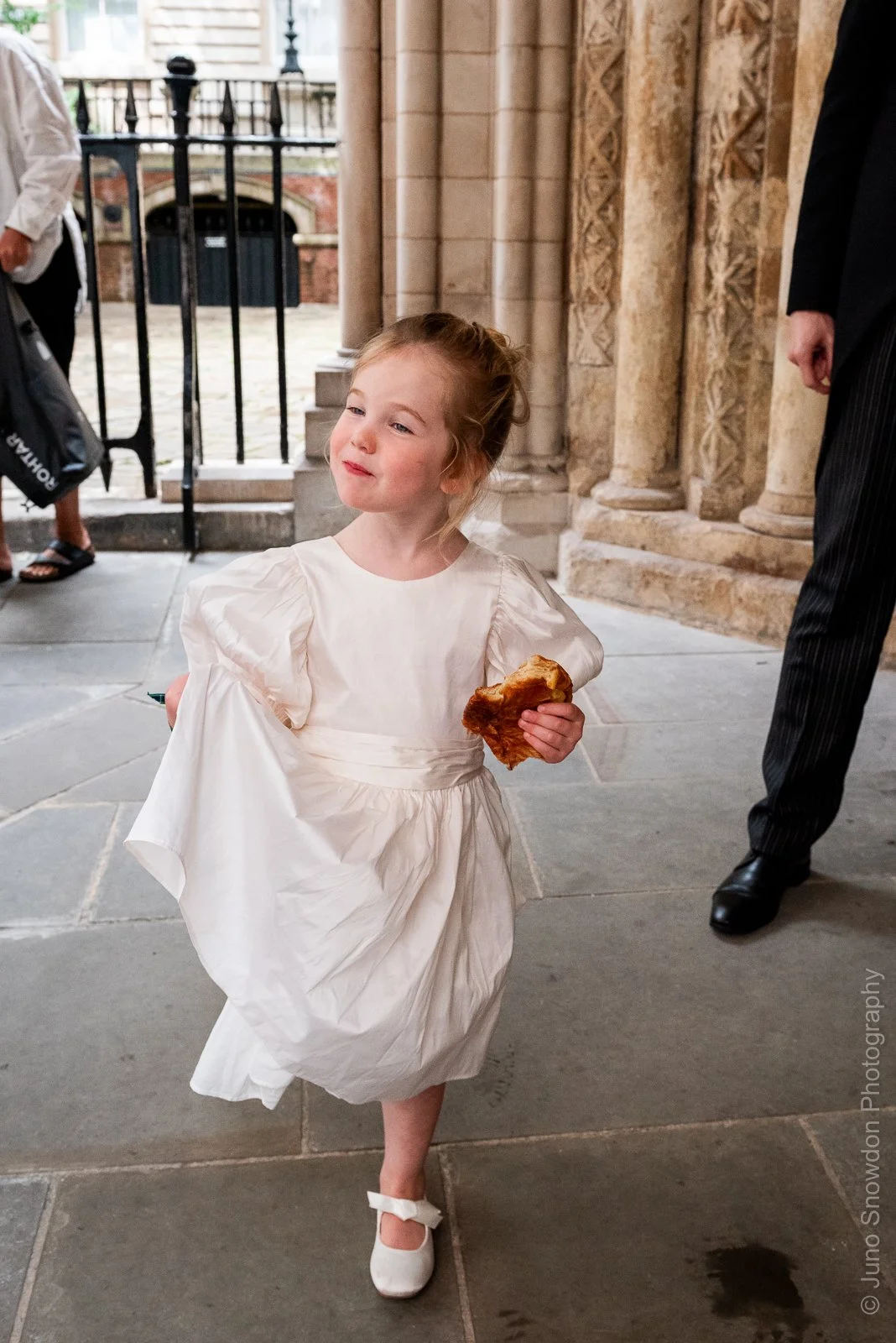 juno-snowdon-photography-wedding-photographer-middle-temple-church-london-6170.jpg