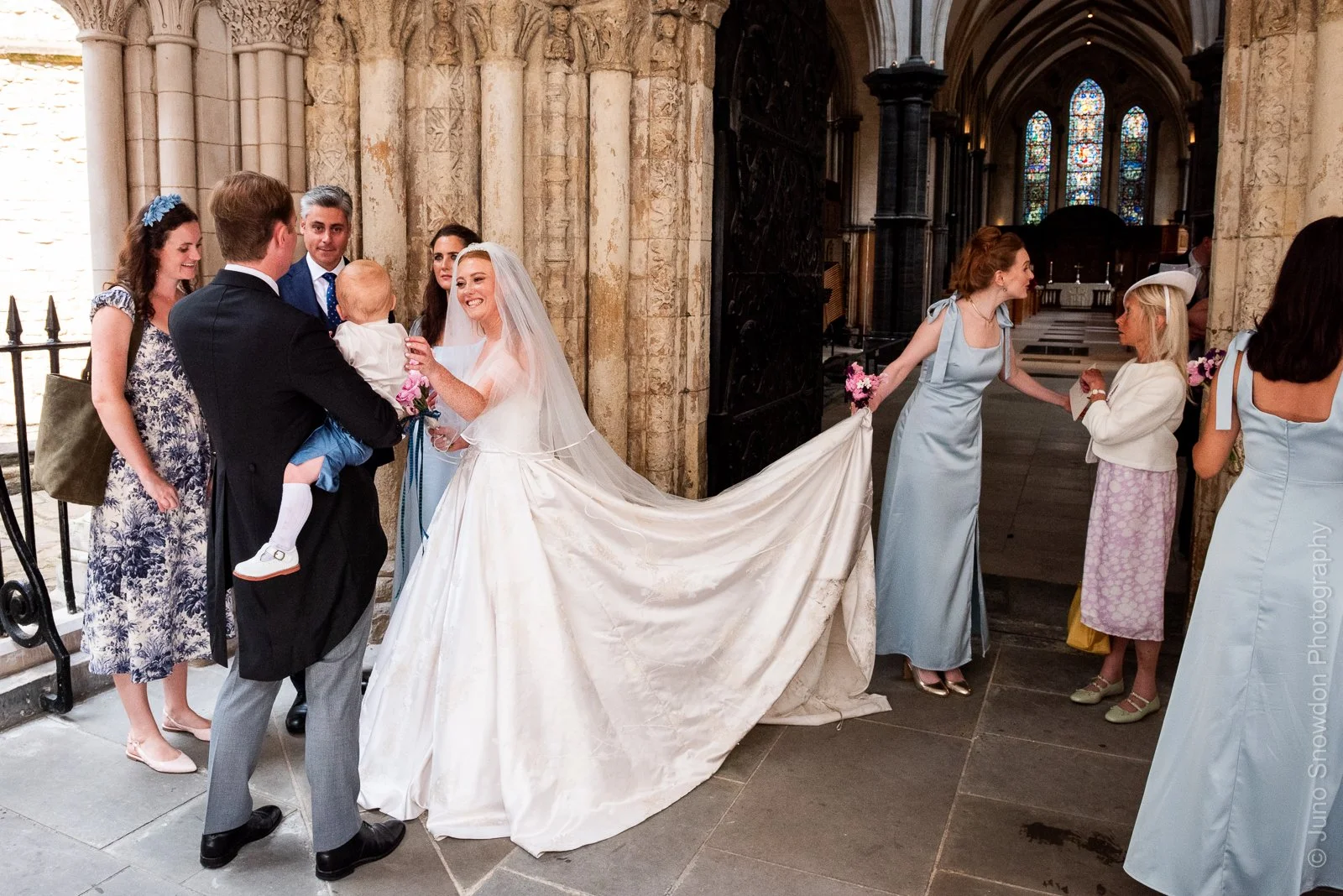 juno-snowdon-photography-wedding-photographer-middle-temple-church-london-6160.jpg