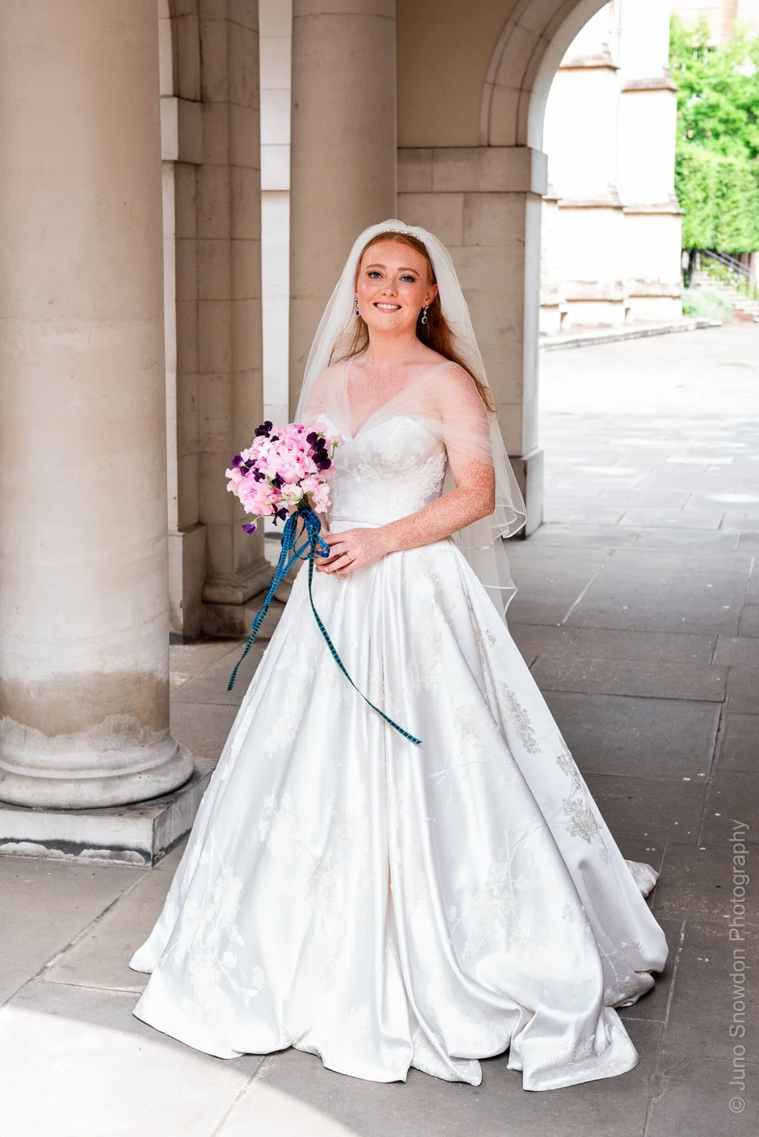 juno-snowdon-photography-wedding-photographer-middle-temple-church-london-6217.jpg