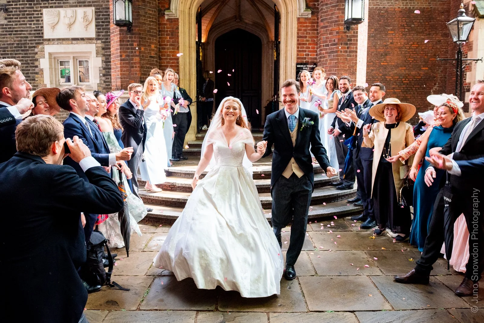 juno-snowdon-photography-wedding-photographer-middle-temple-church-london-6261.jpg