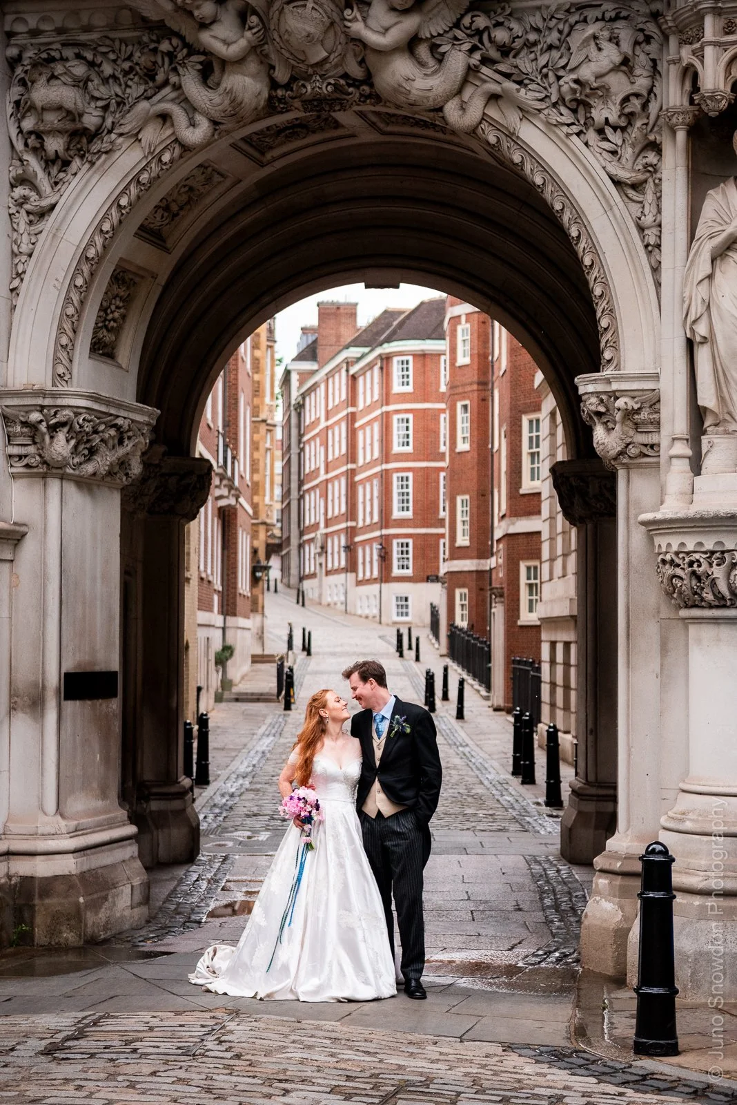 juno-snowdon-photography-wedding-photographer-middle-temple-church-london-7030.jpg