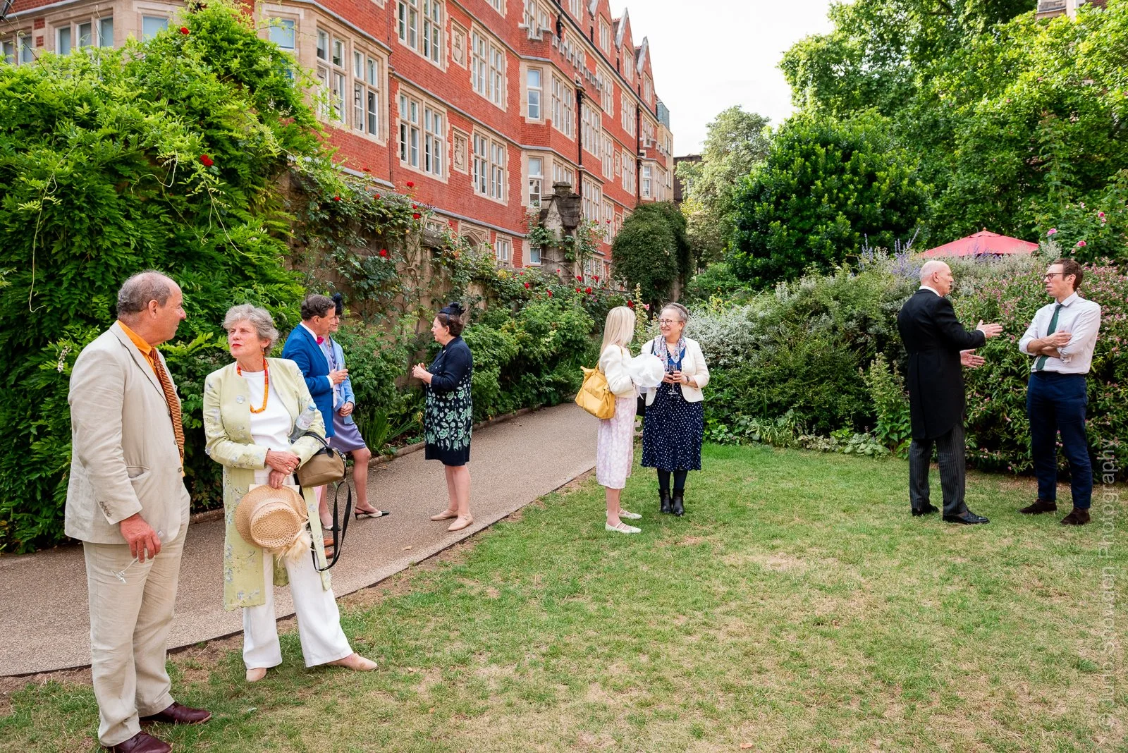 juno-snowdon-photography-wedding-photographer-middle-temple-church-london-7128.jpg