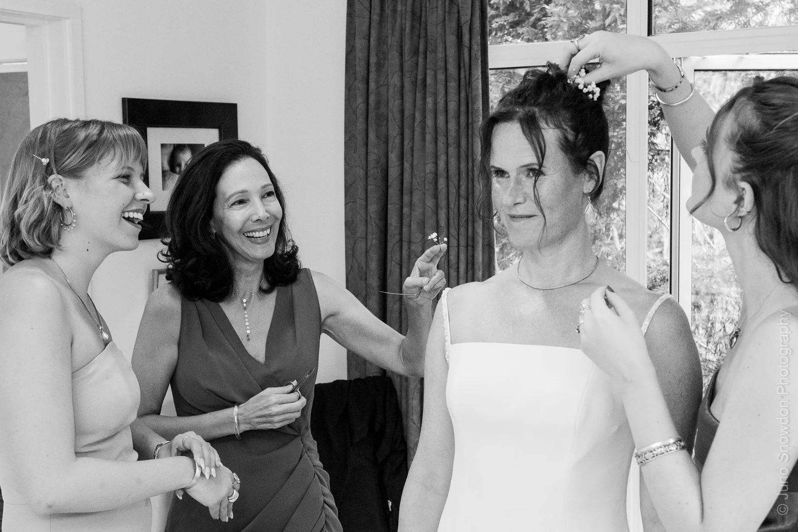 juno-snowdon-photography-wedding-photographer-london-8398.jpg
