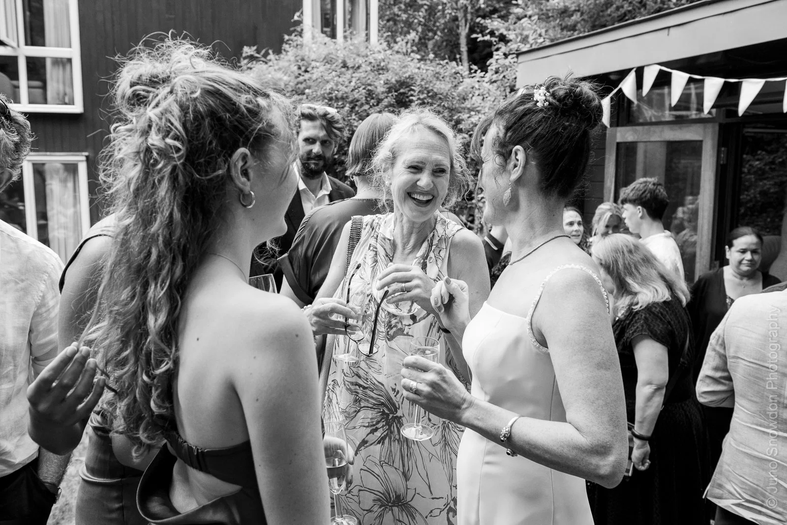 juno-snowdon-photography-wedding-photographer-london-9073.jpg