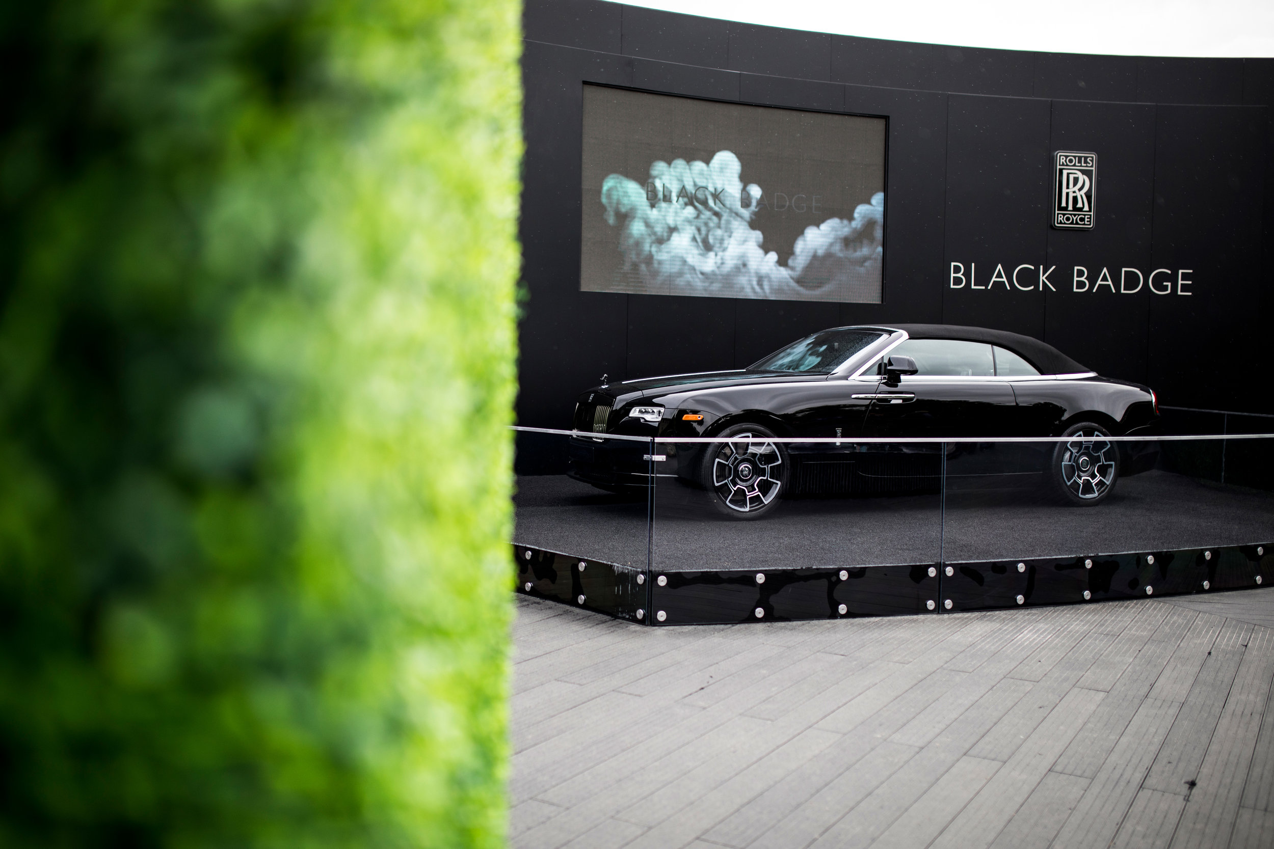 Rolls Royce Black Badge Dawn Automotive