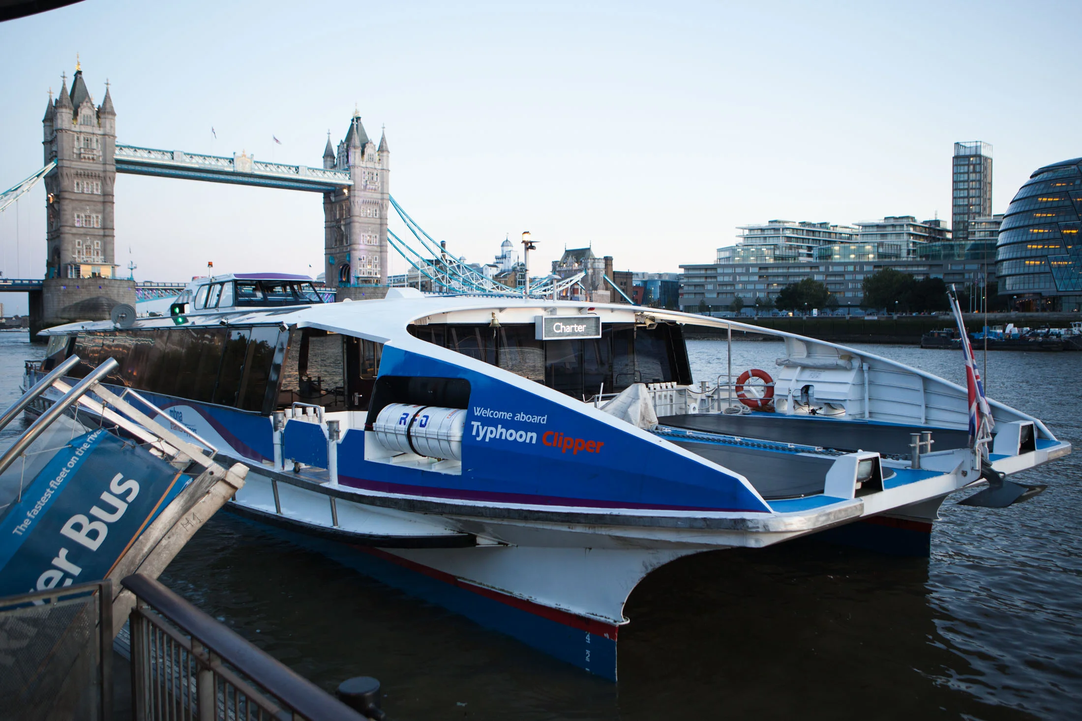 thames cruise (1).jpg