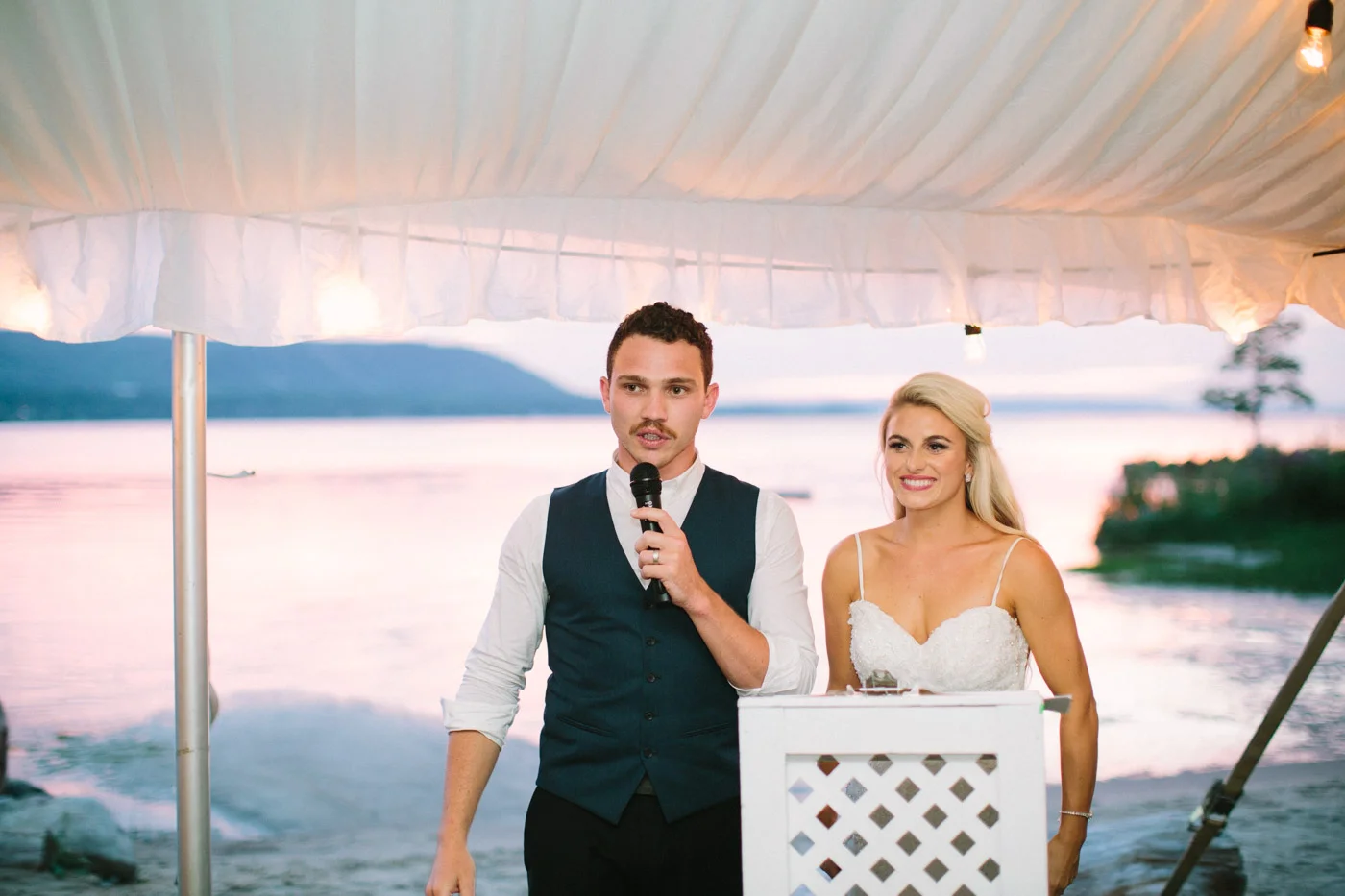 Backyard_collingwood_waterfront_diy_wedding-640.jpg